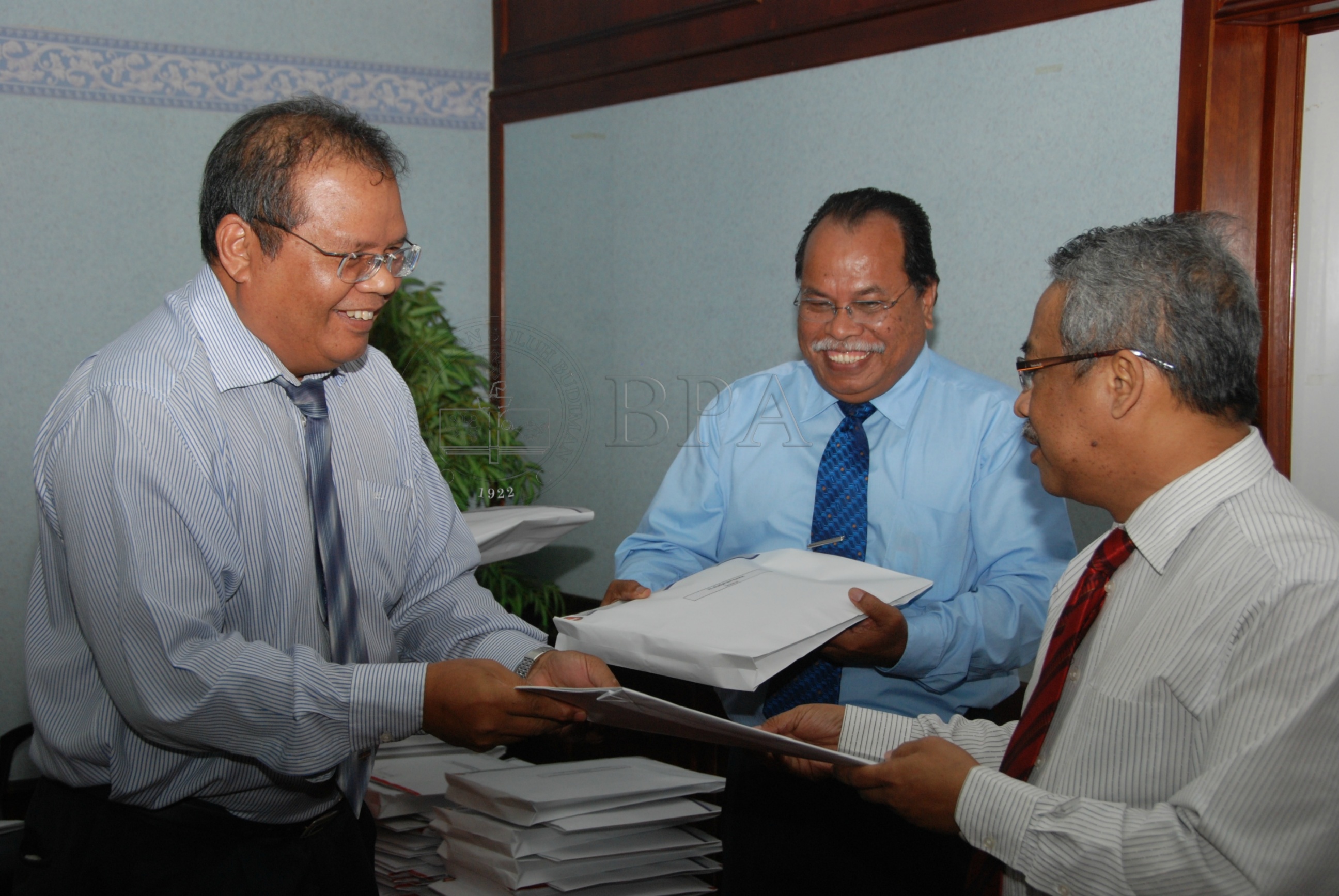 BPA 12 65 buku DSC 1677